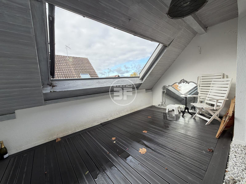 Appartement - 125 m² - 5 pièces