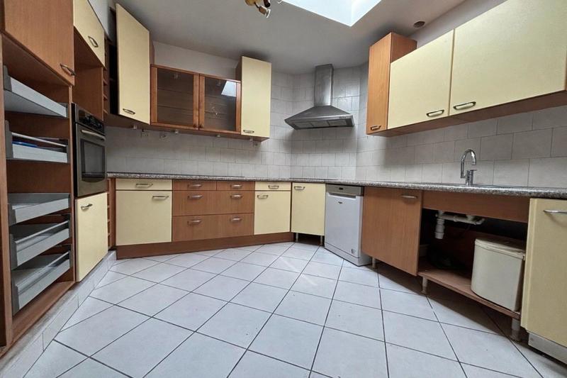 Appartement - 82 m² - 3 pièces