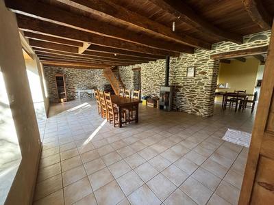 Maison - 140 m² - 7 pièces