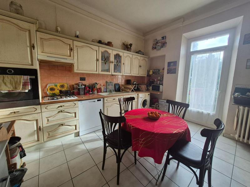 Appartement - 75 m² - 3 pièces