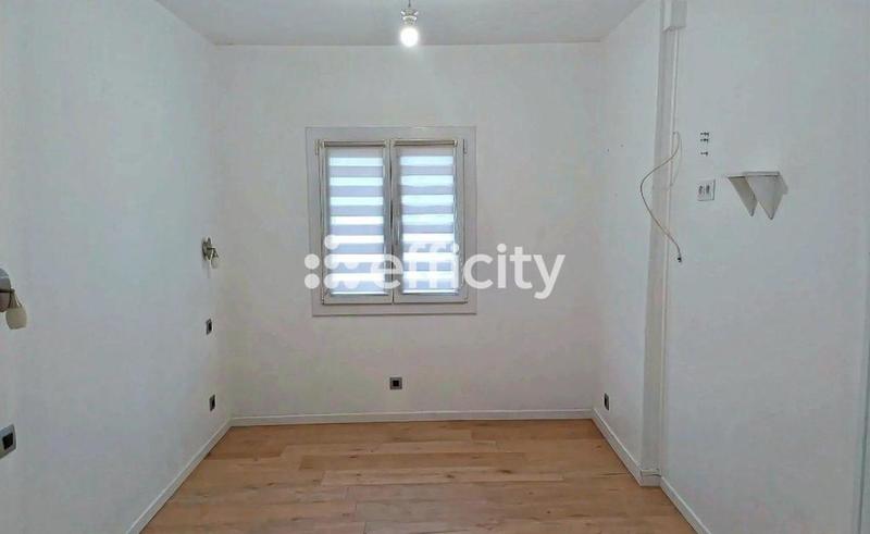 Pavillon - 120 m² - 8 pièces