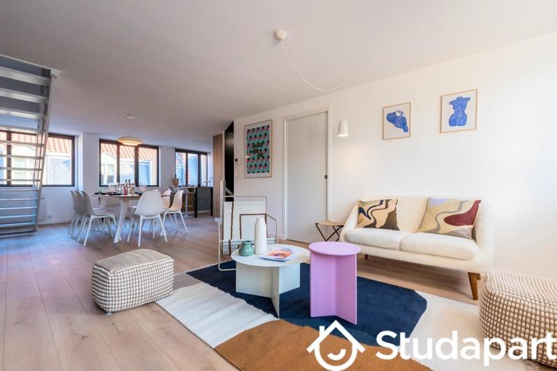 Chambre - 15 m² - 1 pièce