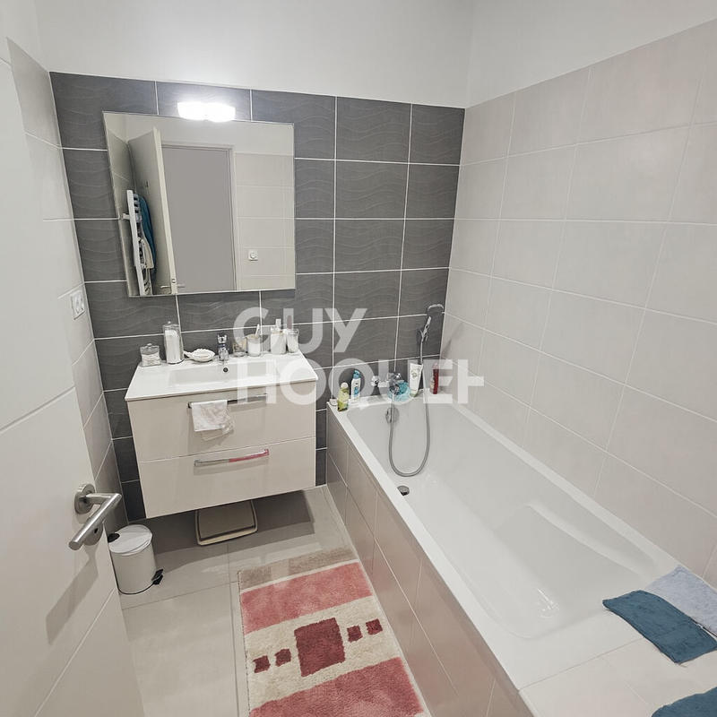 Maison - 91 m² - 4 pièces