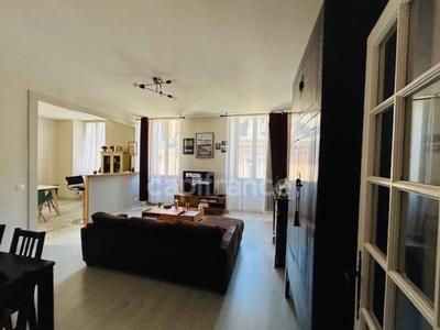 Appartement ancien - 97 m² - 3 pièces