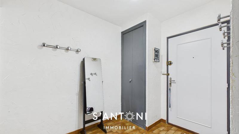 Appartement - 77 m² - 3 pièces