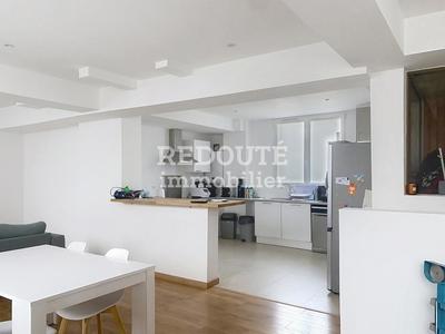 Maison - 139 m² - 7 pièces