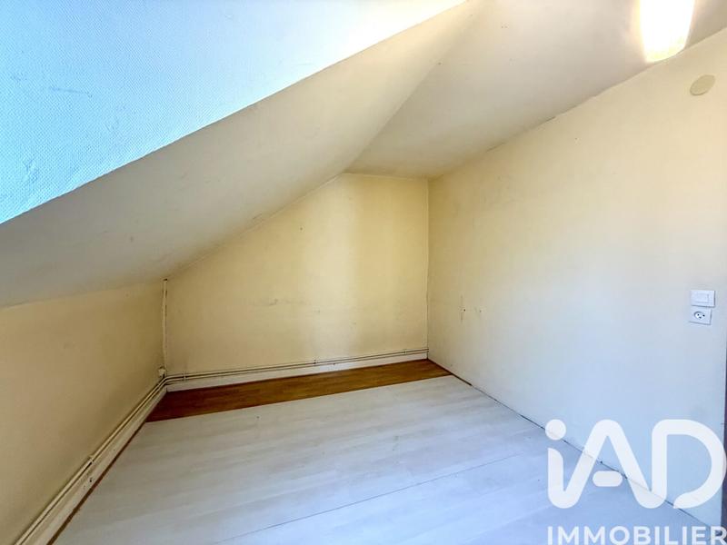 Maison - 104 m² - 5 pièces