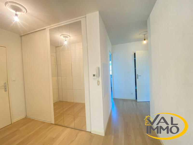 Appartement - 93 m² - 4 pièces