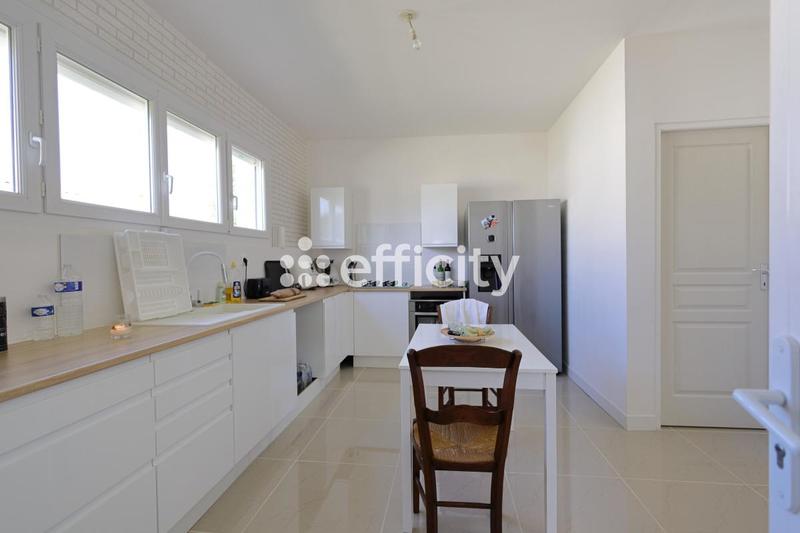 Maison - 134 m² - 6 pièces