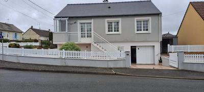 Maison - 94 m² - 5 pièces