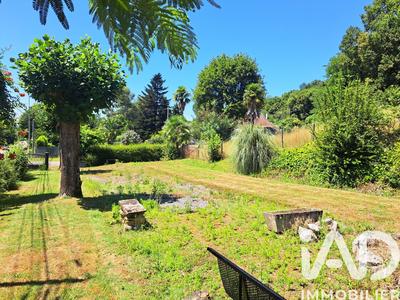 Maison - 122 m² - 6 pièces