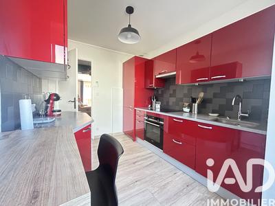 Appartement - 82 m² - 4 pièces