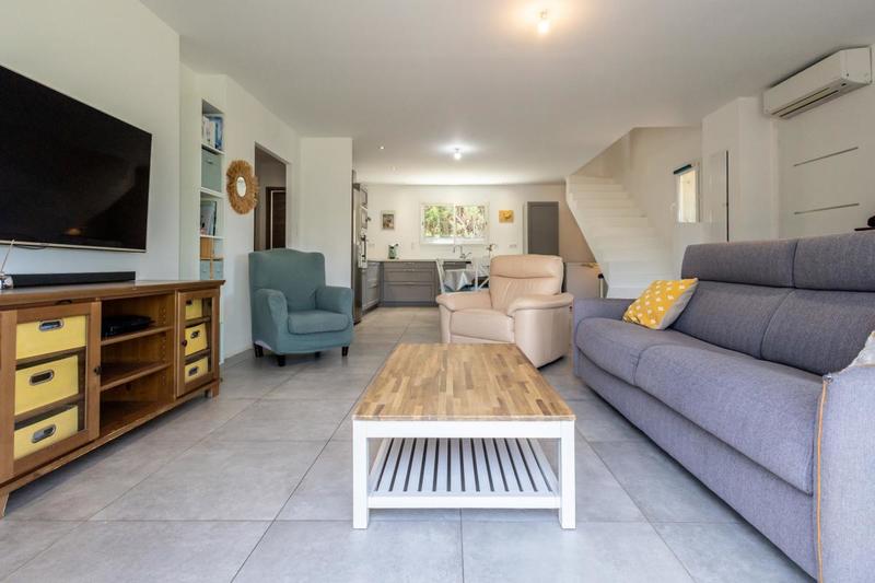 Maison - 358 m² - 12 pièces