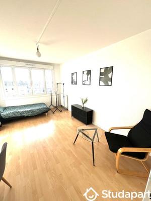 Chambre - 17 m² - 1 pièce