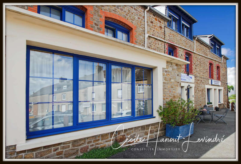 Maison - 430 m² - 18 pièces