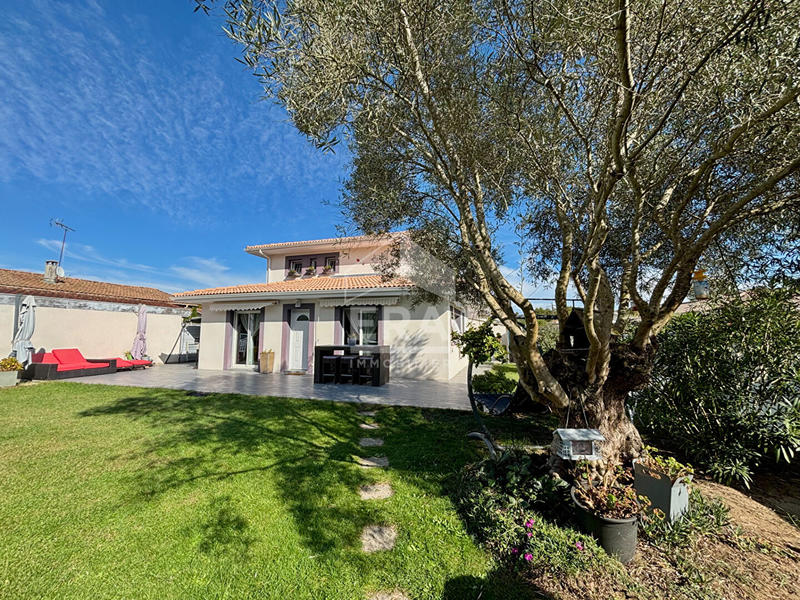 Maison - 107 m² - 4 pièces