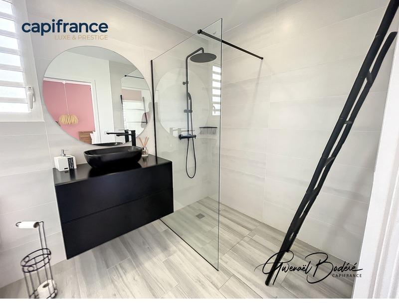 Villa - 363 m² - 12 pièces