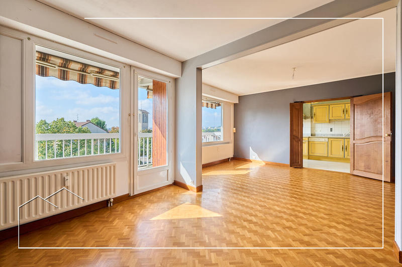 Appartement - 94 m² - 5 pièces