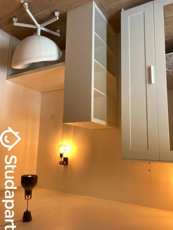 Chambre - 9 m² - 1 pièce