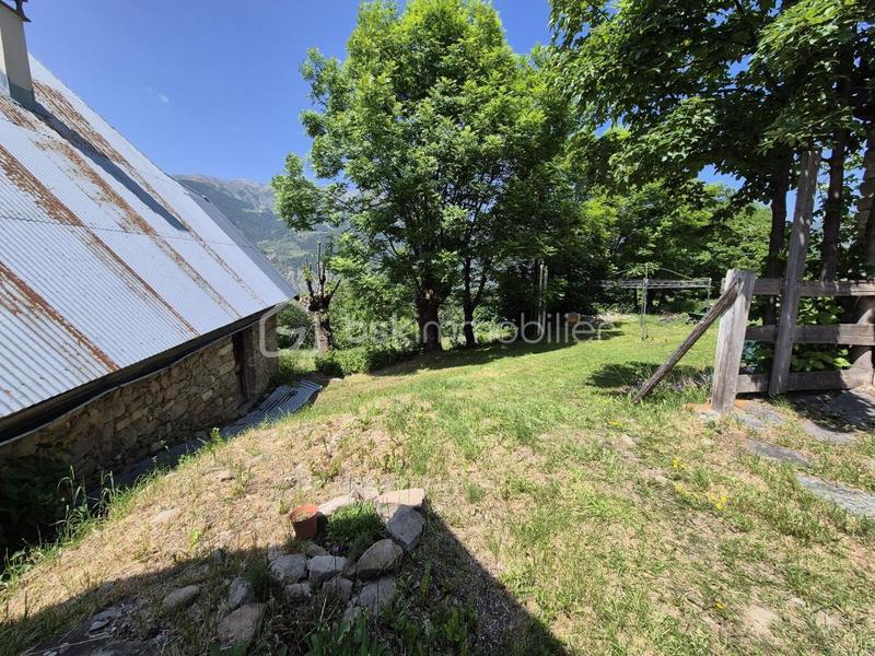 Corps de ferme - 180 m² - 6 pièces