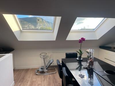 Maison - 265 m² - 9 pièces