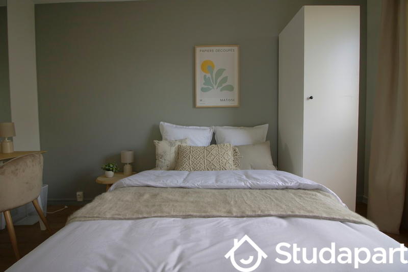 Chambre - 13 m² - 1 pièce