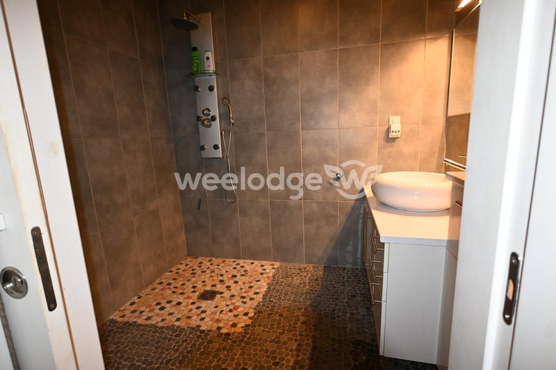 Maison - 182 m² - 7 pièces