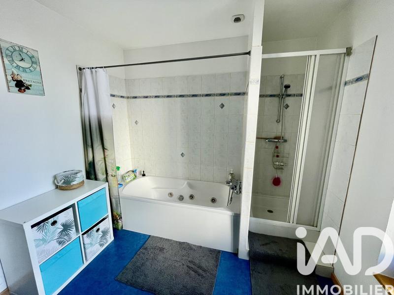 Maison - 317 m² - 17 pièces