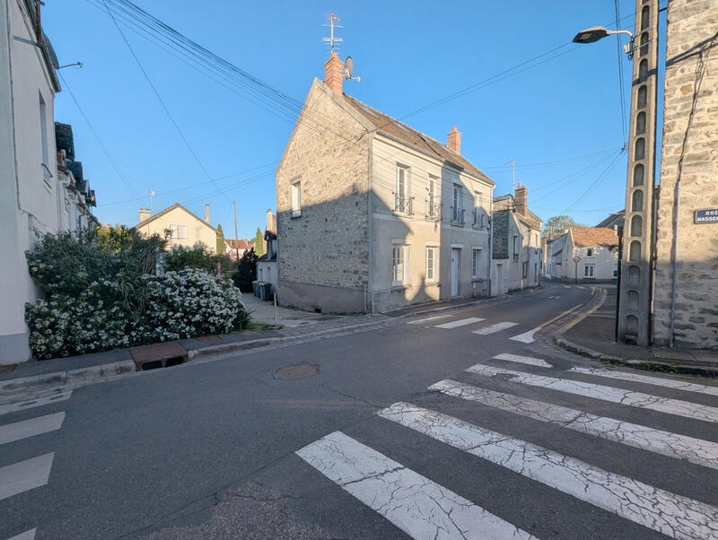 Maison - 100 m² - 4 pièces