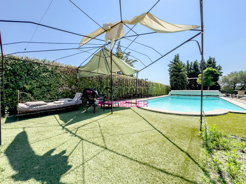 Mas - 150 m² - 6 pièces