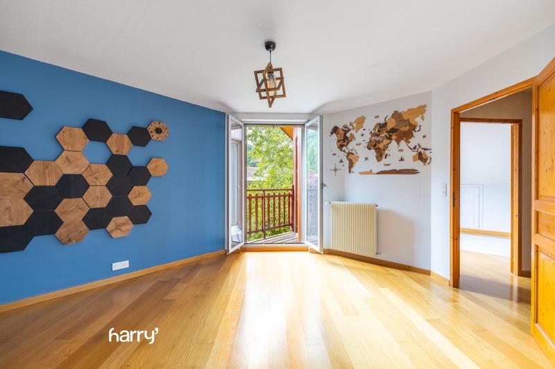 Maison contemporaine - 190 m² - 7 pièces