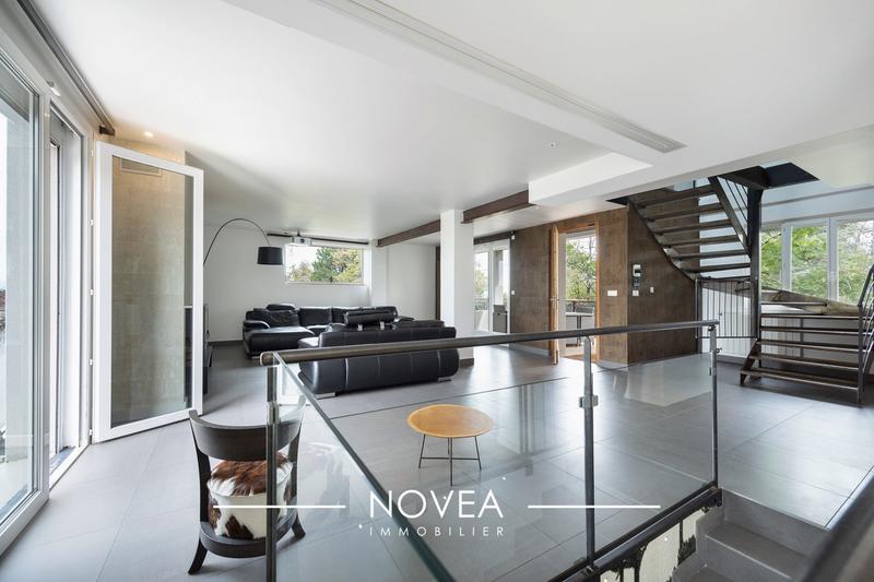 Maison - 296 m² - 8 pièces