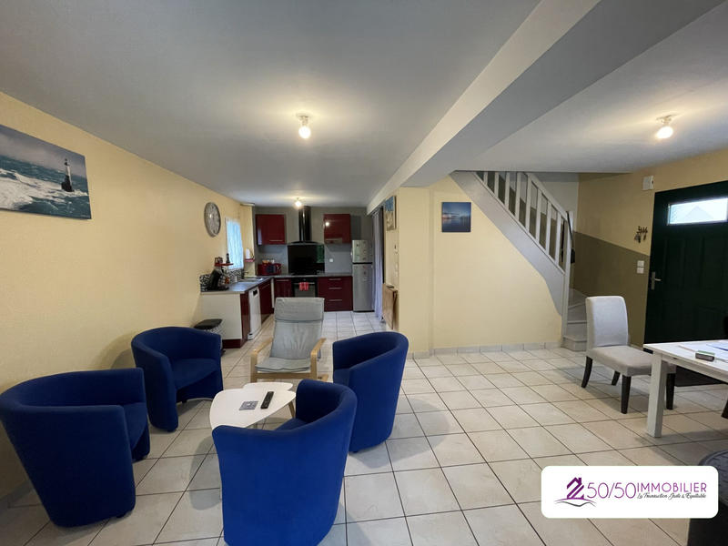 Maison - 95 m² - 5 pièces