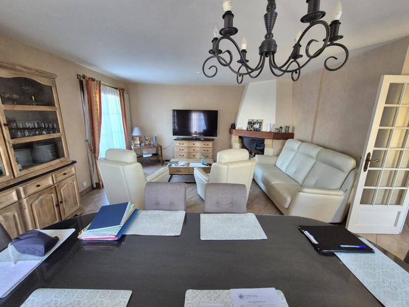 Maison - 95 m² - 5 pièces