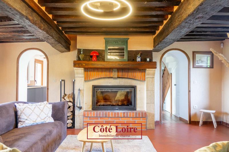 Maison - 230 m² - 8 pièces