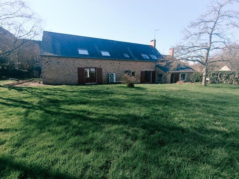 Maison de village - 230 m² - 8 pièces
