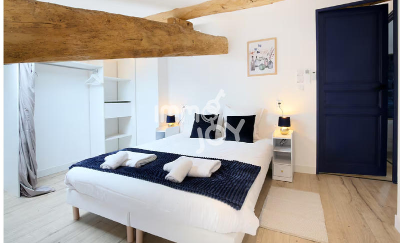 Appartement - 80 m² - 4 pièces