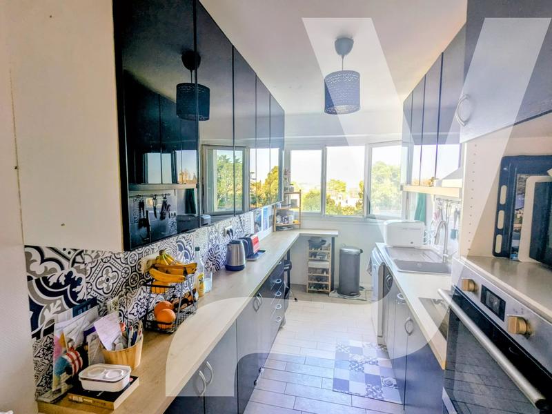 Appartement - 77 m² - 4 pièces