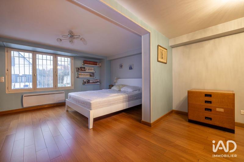 Local commercial - 297 m²