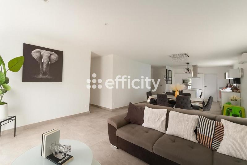 Pavillon - 108 m² - 5 pièces