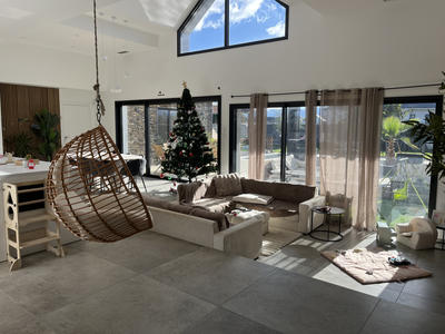 Villa - 170 m² - 5 pièces