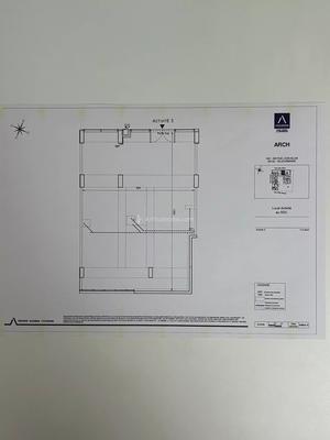 Bureau - 137 m² - 1 pièce