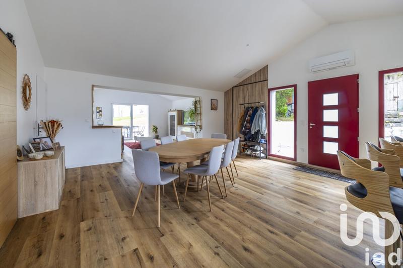 Maison - 120 m² - 4 pièces