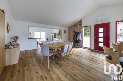 Maison - 120 m² - 4 pièces