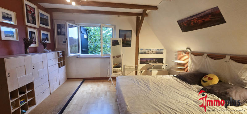 Maison - 206 m² - 8 pièces