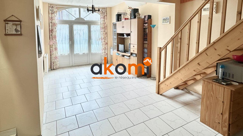 Maison - 148 m² - 8 pièces