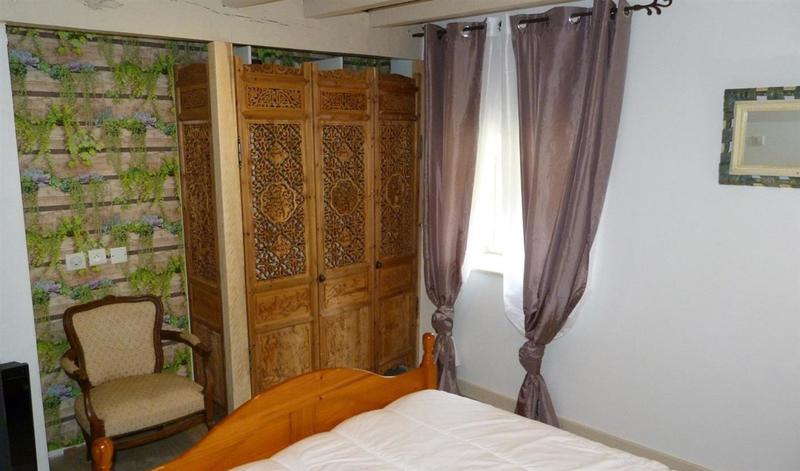 Maison - 185 m² - 8 pièces