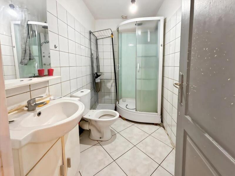 Appartement - 100 m² - 6 pièces