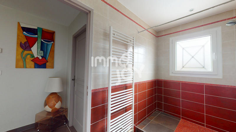 Maison - 144 m² - 4 pièces