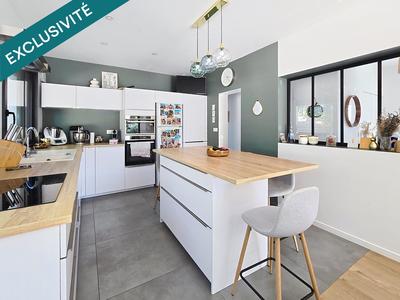 Maison - 160 m² - 7 pièces